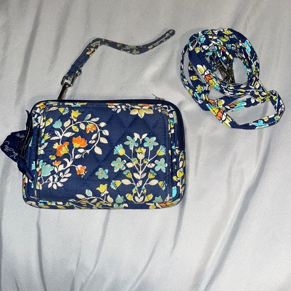 Vera Bradley Wristlet/Crossbody - Picture 1 of 4